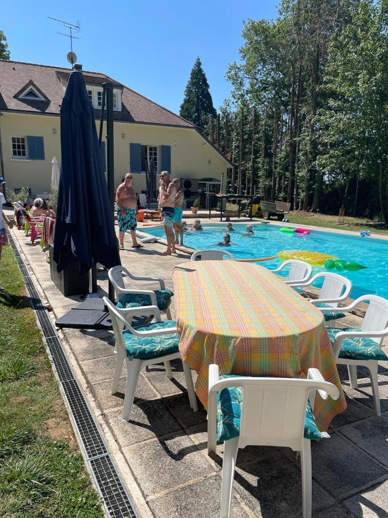 Le Clos Du Renard Sermaise  Exterior foto